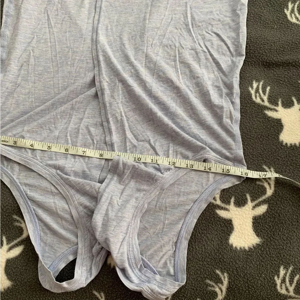 Lululemon all tied up light blue tank size 2